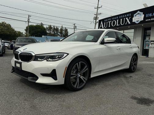 2022 BMW 330 xDrive