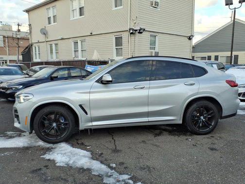 2021 BMW X4 xDrive30i