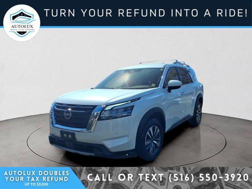 2023 Nissan Pathfinder SL 4WD