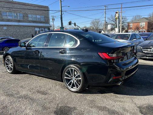 2022 BMW 330 xDrive