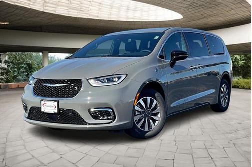 2025 Chrysler Pacifica Hybrid Select