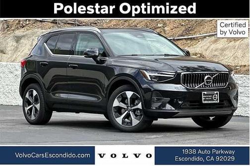 Onyx Black 2025 Volvo XC40 Plus