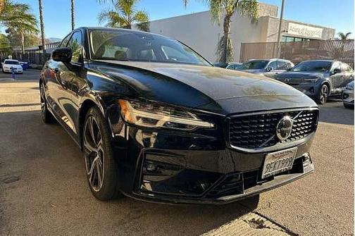2023 Volvo S60 Plus