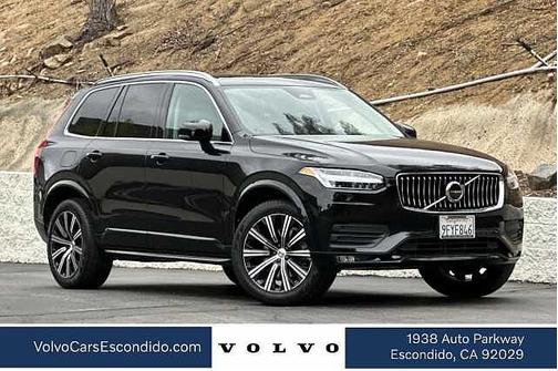 Onyx Black 2023 Volvo XC90 Core