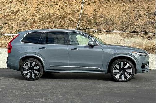 2023 Volvo XC90 