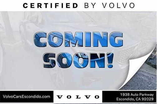 2023 Volvo XC40 Plus