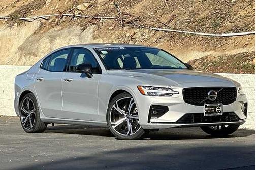 2024 Volvo S60 Plus