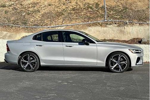 2024 Volvo S60 Plus