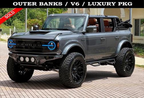 2024 Ford Bronco Outer Banks