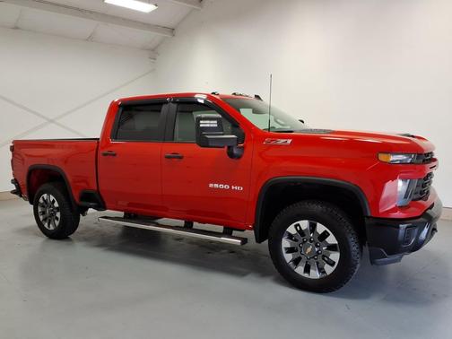2024 Chevrolet Silverado 2500 Custom