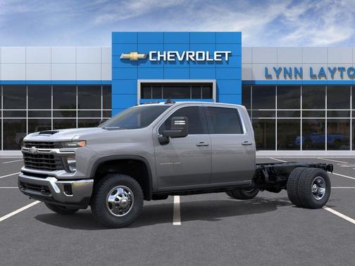 Sterling Gray Metallic 2026 Chevrolet Silverado 3500 LT