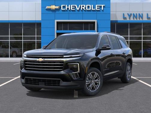 Mosaic Black Metallic 2026 Chevrolet Traverse LT