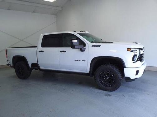 Summit White 2024 Chevrolet Silverado 2500 LTZ