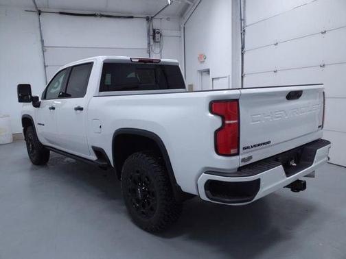Summit White 2024 Chevrolet Silverado 2500 LTZ