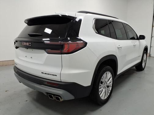 2024 GMC Acadia FWD Elevation