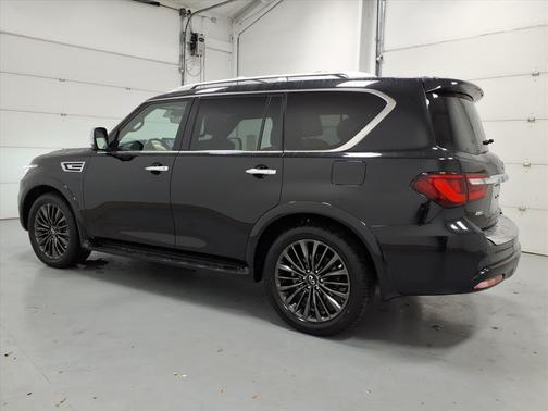 2024 INFINITI QX80 SENSORY AWD