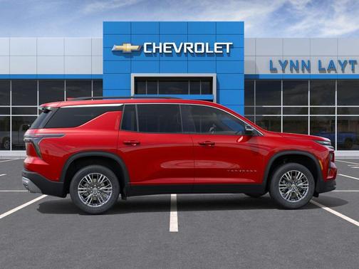 Radiant Red Tintcoat 2026 Chevrolet Traverse LT