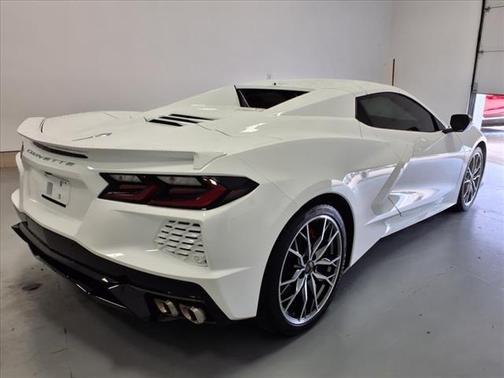 2025 Chevrolet Corvette Stingray w/2LT