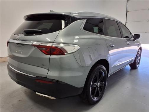 2024 Buick Enclave Essence FWD