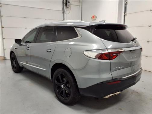 2024 Buick Enclave Essence FWD