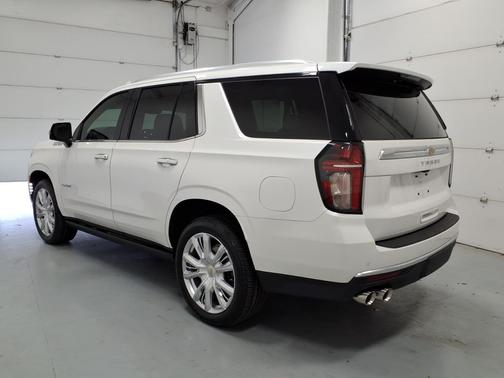 2022 Chevrolet Tahoe 4WD High Country