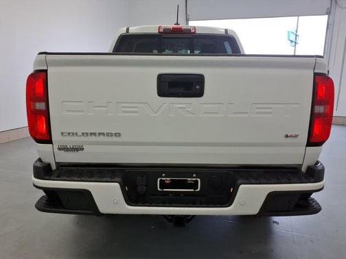 Summit White 2022 Chevrolet Colorado Z71