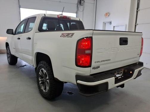 Summit White 2022 Chevrolet Colorado Z71