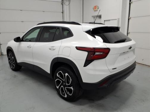 2025 Chevrolet Trax FWD 2RS