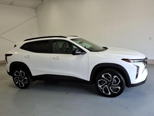 2025 Chevrolet Trax FWD 2RS