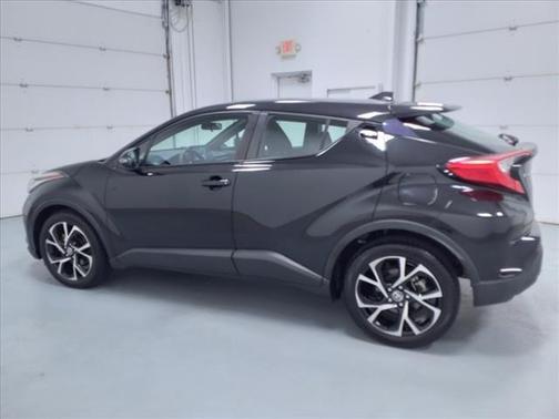 2021 Toyota C-HR LE