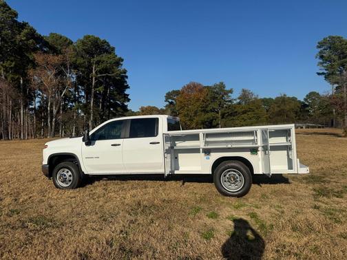 2025 Chevrolet Silverado 3500 WT
