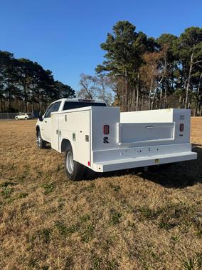 2025 Chevrolet Silverado 3500 WT