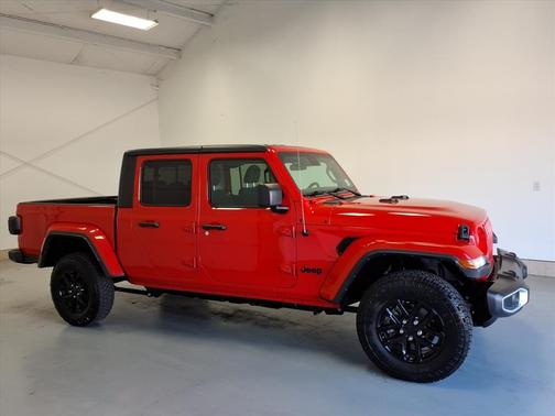 2021 Jeep Gladiator Sport S