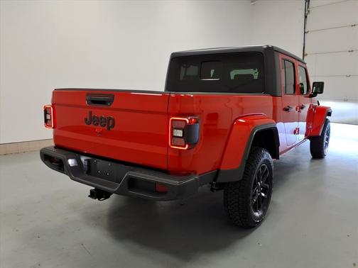 2021 Jeep Gladiator Sport S