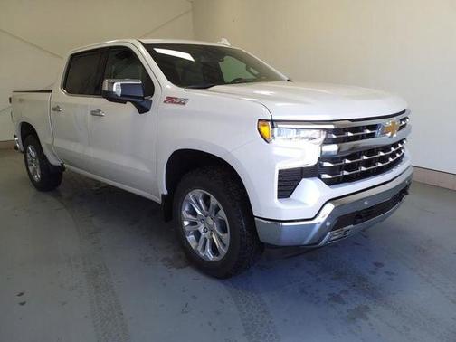 Iridescent Pearl Tricoat 2024 Chevrolet Silverado 1500 LTZ