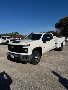 2025 Chevrolet Silverado 3500 WT