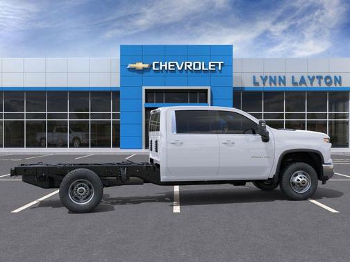 Summit White 2025 Chevrolet Silverado 3500 WT