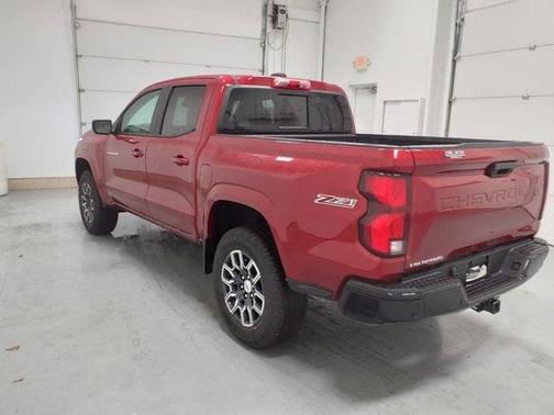 Radiant Red Tintcoat 2023 Chevrolet Colorado Z71