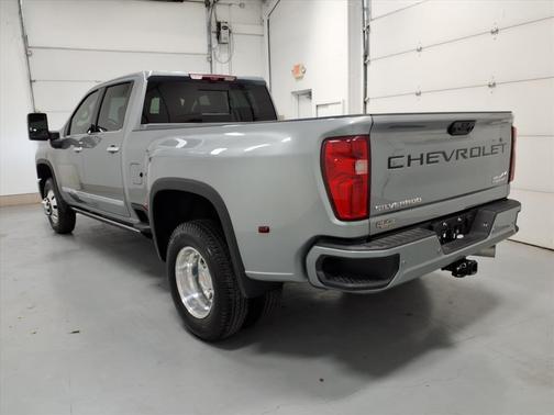 2025 Chevrolet Silverado 3500 High Country