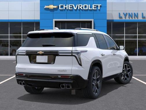 Polar White Tricoat 2026 Chevrolet Traverse High Country