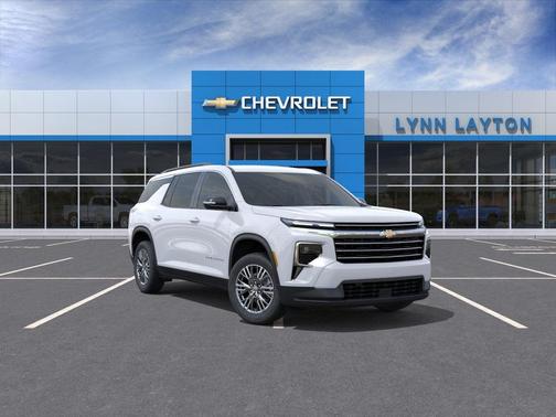 Summit White 2026 Chevrolet Traverse LT