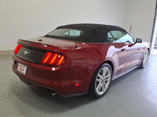 2017 Ford Mustang EcoBoost Premium