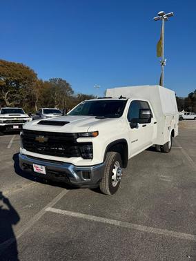 2025 Chevrolet Silverado 3500 WT