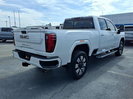 2024 GMC Sierra 2500 Denali
