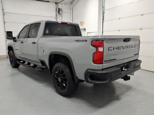 2025 Chevrolet Silverado 2500 Custom