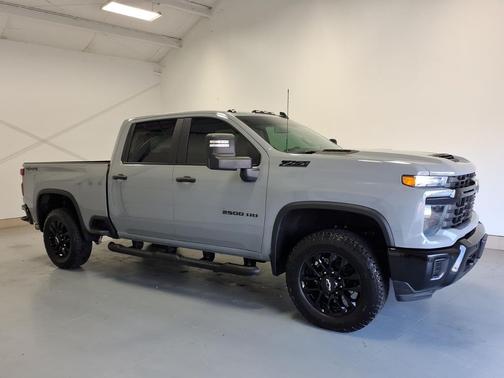 2025 Chevrolet Silverado 2500 Custom