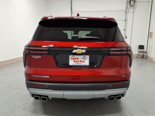 2024 Chevrolet Traverse LT