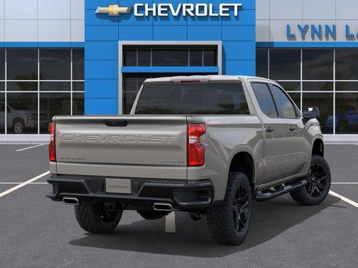 White Sands 2026 Chevrolet Silverado 1500 Custom Trail Boss