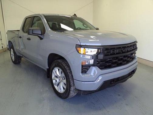Slate Gray Metallic 2024 Chevrolet Silverado 1500 Custom