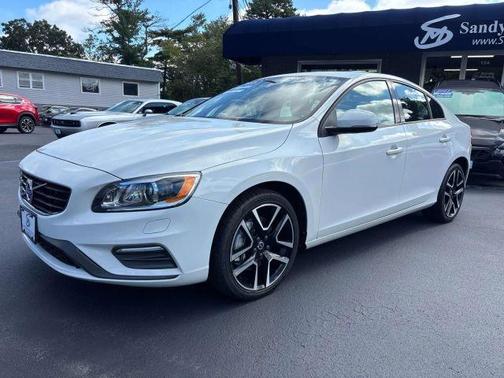 2018 Volvo S60 T5 Dynamic